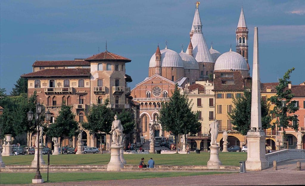 Transfer Milan to Venice with stop in Padua - Church