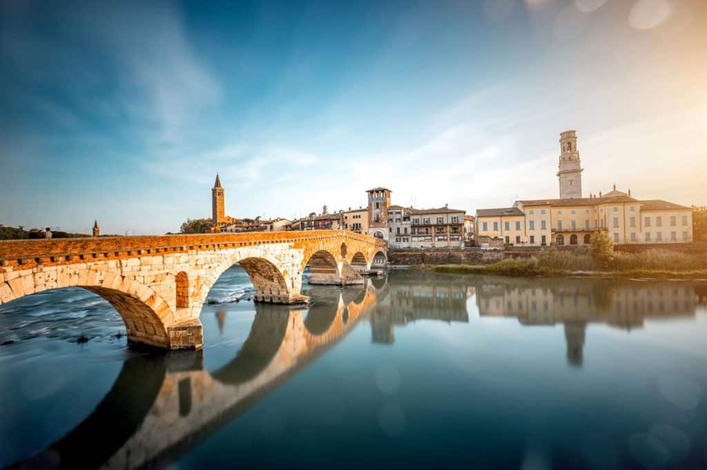 Transfer Milan to Venice with stop in Verona
